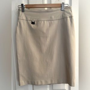 LISETTE Taupe Stretch Pencil Skirt- Sz 2